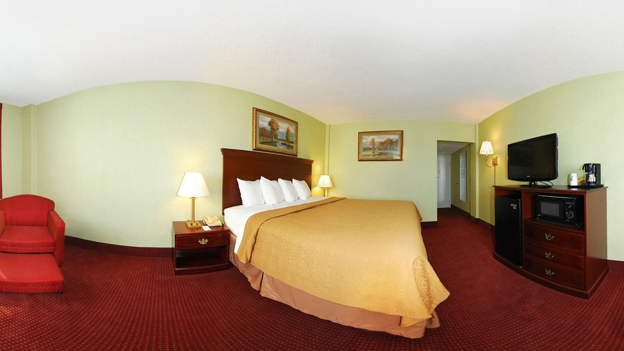 Bedroom 3, Quality Inn & Conference Center Franklin, Venango