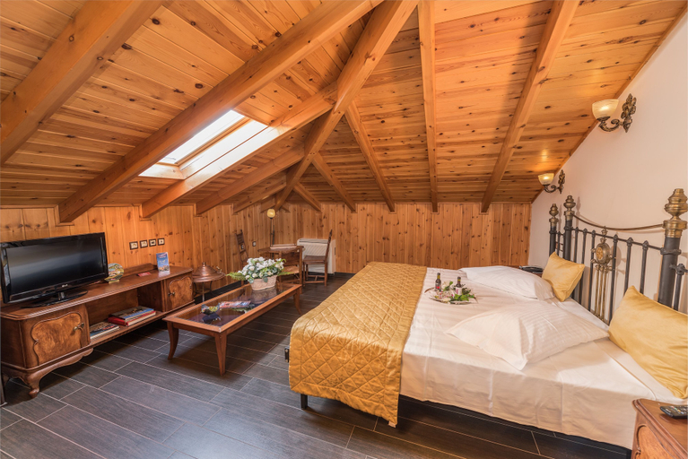 Bedroom 4, Theofilos Paradise Boutique Hotel, North Aegean