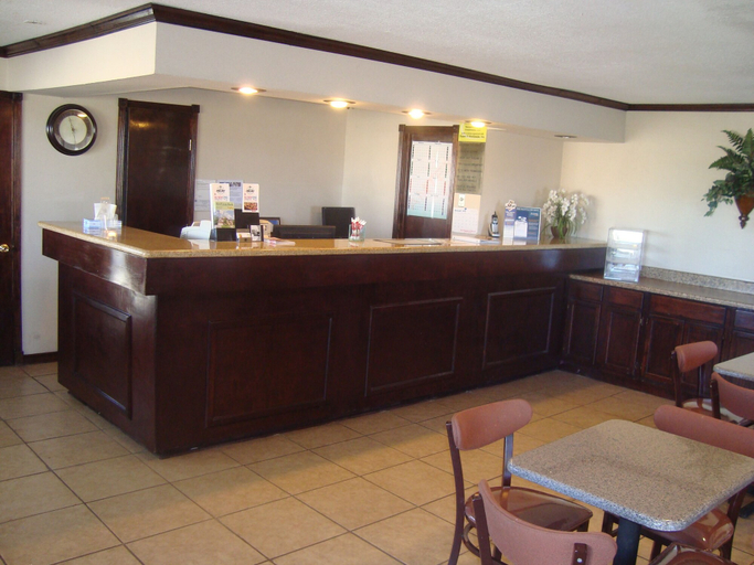 Food & Drinks 4, Navasota Inn, Grimes