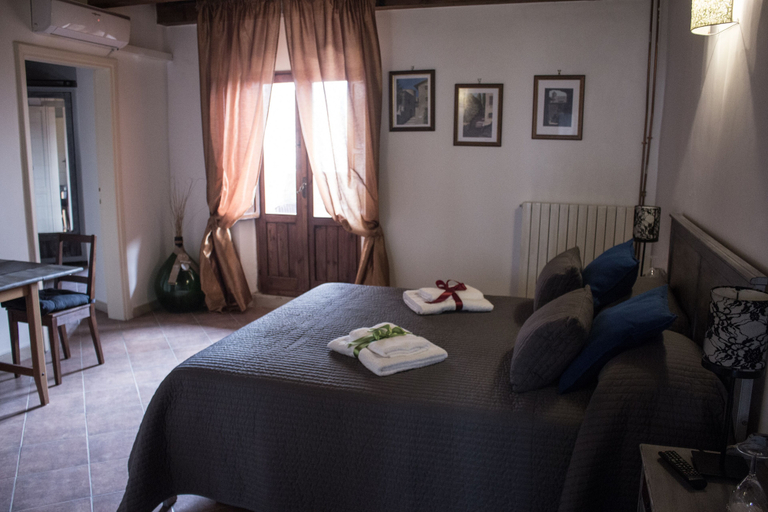 Bedroom 3, La Mora Exclusive a Moricone, Roma