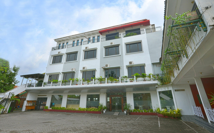 Exterior & Views 2, Hotel Bhinneka, Yogyakarta