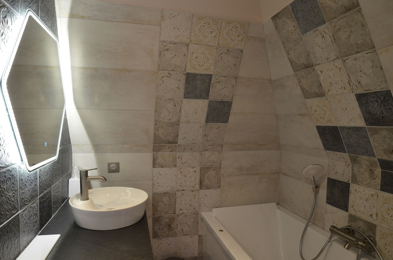 Bathroom 5, Villa Augeval Hôtel & Spa, Calvados
