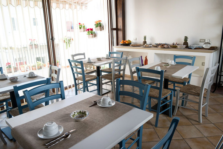 Food & Drinks 5, Cabrera House, Ragusa