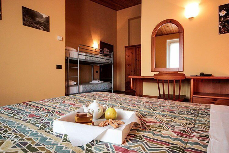 Bedroom 2, Hotel Ristorante Sporting Club, Lecco