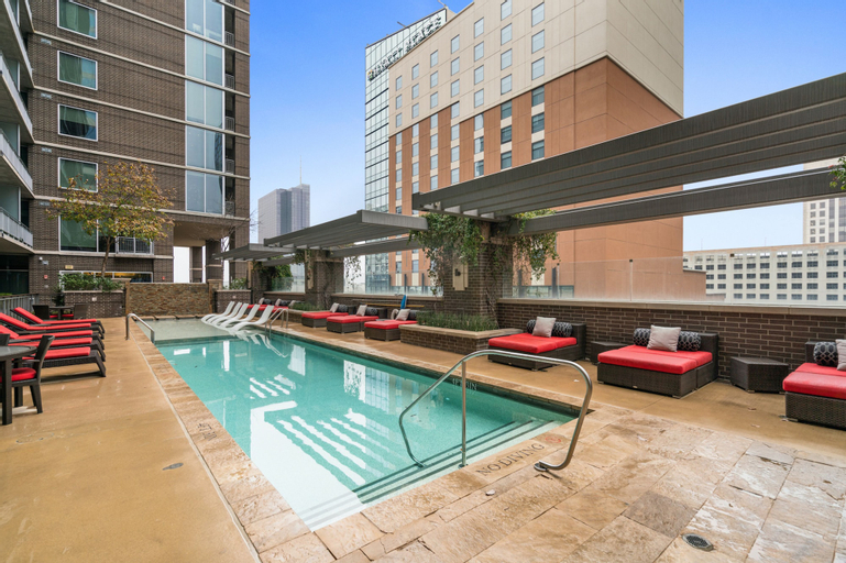 Sport & Beauty 2, Kasa Lady Bird Lake Austin, Travis