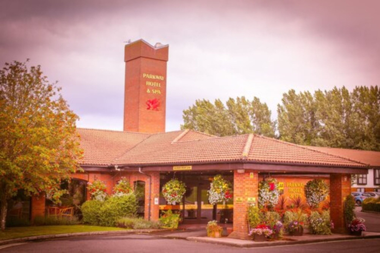 Exterior & Views 2, Parkway Hotel & Spa, Torfaen