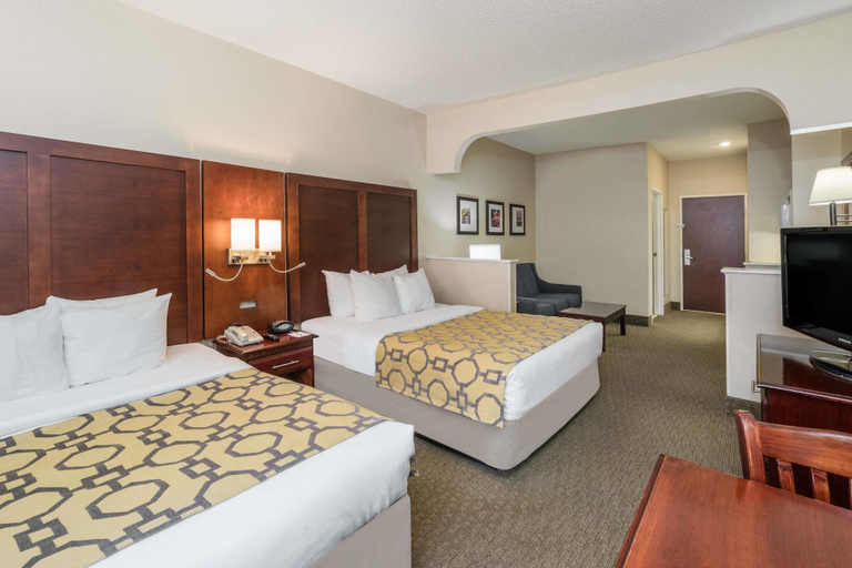 Bedroom 3, Comfort Suites Cordova, Shelby
