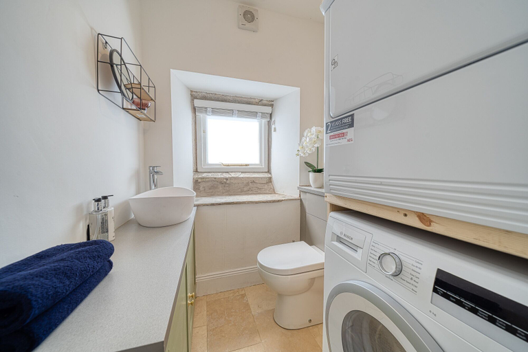 Bathroom 4, Hollins House, Cumbria