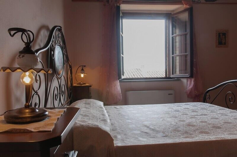 Bedroom 4, Principe del Trasimeno, Perugia