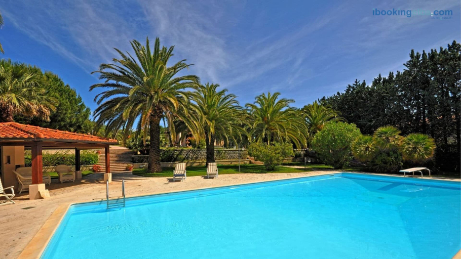 Others 4, Villa Le Palme, Livorno