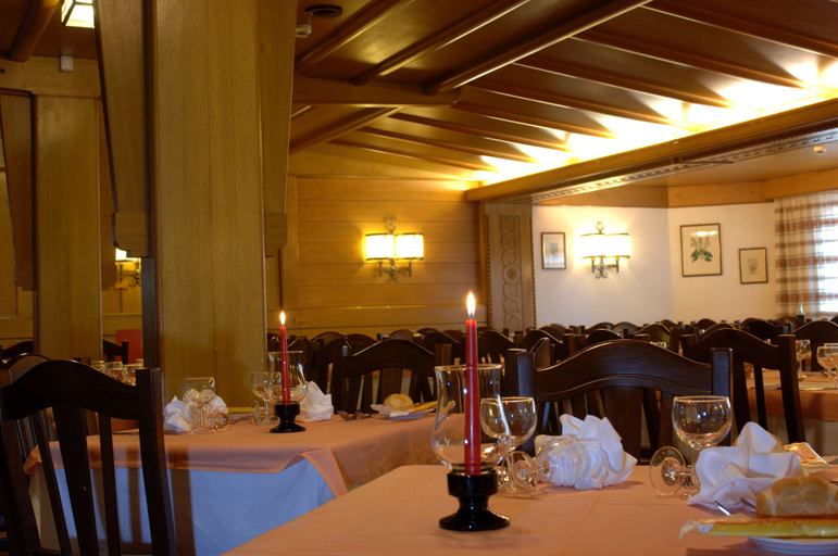 Food & Drinks 5, Sport Hotel Pampeago, Trento