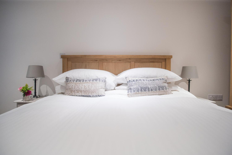 Bedroom 2, Wellington Hotel, Cornwall