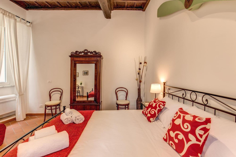 Bedroom 4, Piccolo Trevi Suites, Rome