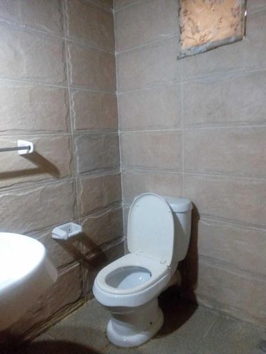 Bathroom 3, Pyramids kefren, Al-Ahram