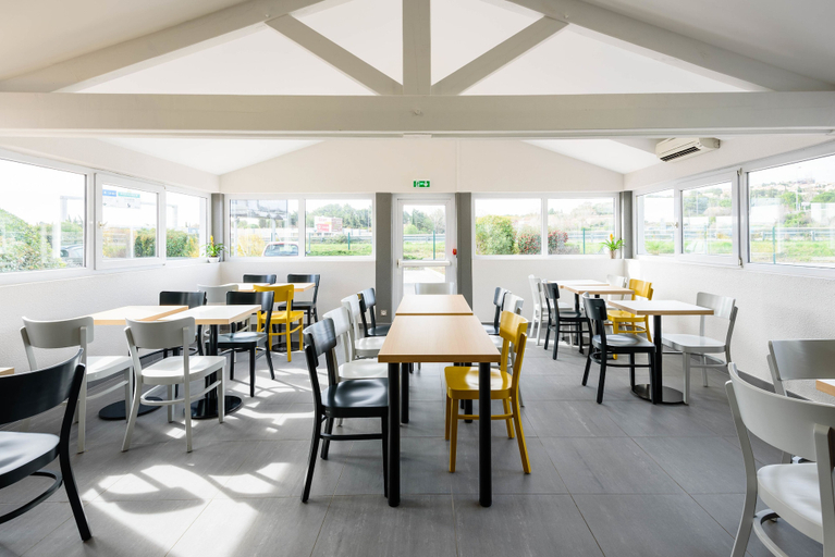 Food & Drinks 4, B&B HOTEL Narbonne (1), Aude