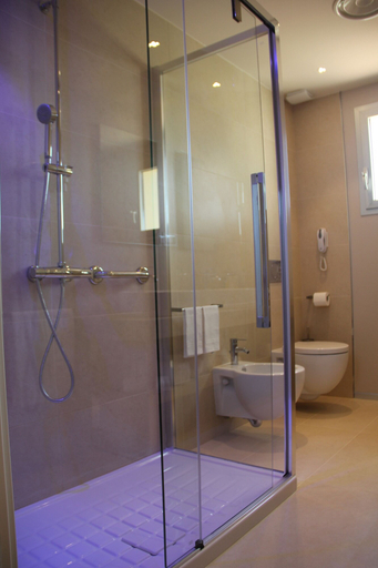 Bathroom 5, Hotel Calabona, Sassari