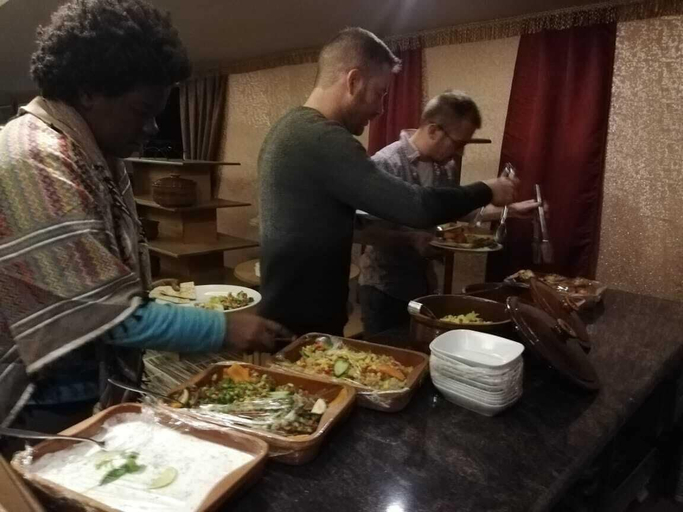 Food & Drinks 5, Wassaif Camp, Wadi Musa