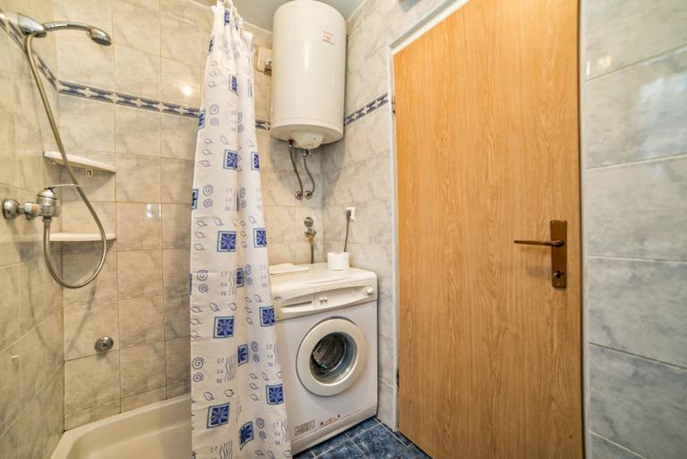 Bathroom 3, Apartments Maria 821, Pula