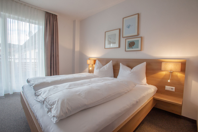 Bedroom 4, Pflugwirts Hotel und Gasthaus, Ortenaukreis