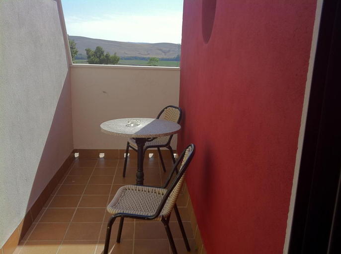 Others 5, Hostal La Bartola, Córdoba