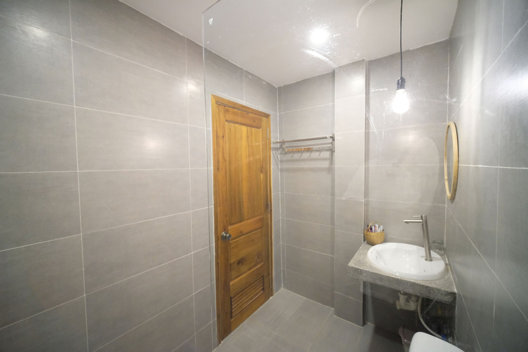 Bathroom 4, K2 Homestay & Coffee - Hostel, Ninh Kiều