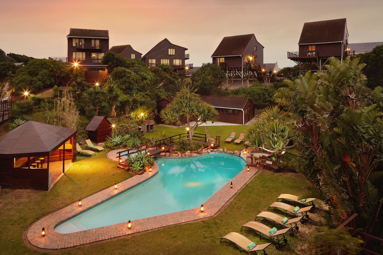Sport & Beauty 4, First Group Kowie River Chalets, Cacadu