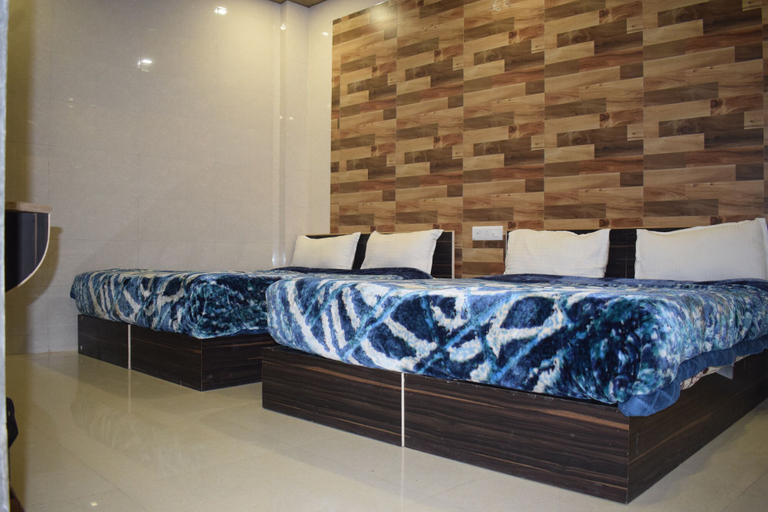 Bedroom 3, Star Light Hotel, Amritsar