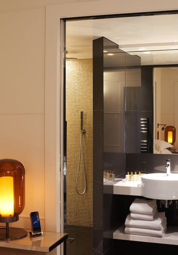 Bathroom 3, Hôtel Opéra Richepanse, Paris
