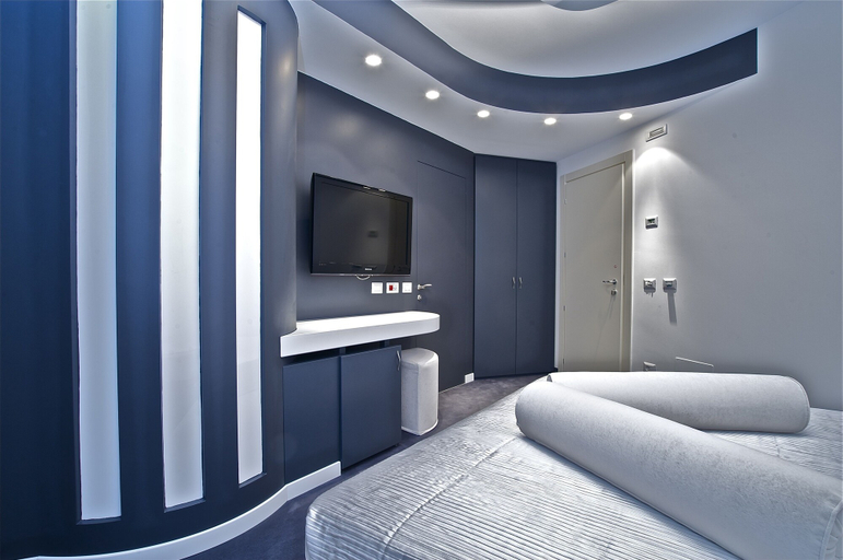 Bedroom 2, Design Suite Tirano, Sondrio