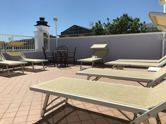 Others 5, Hotel Mirabella, Rimini