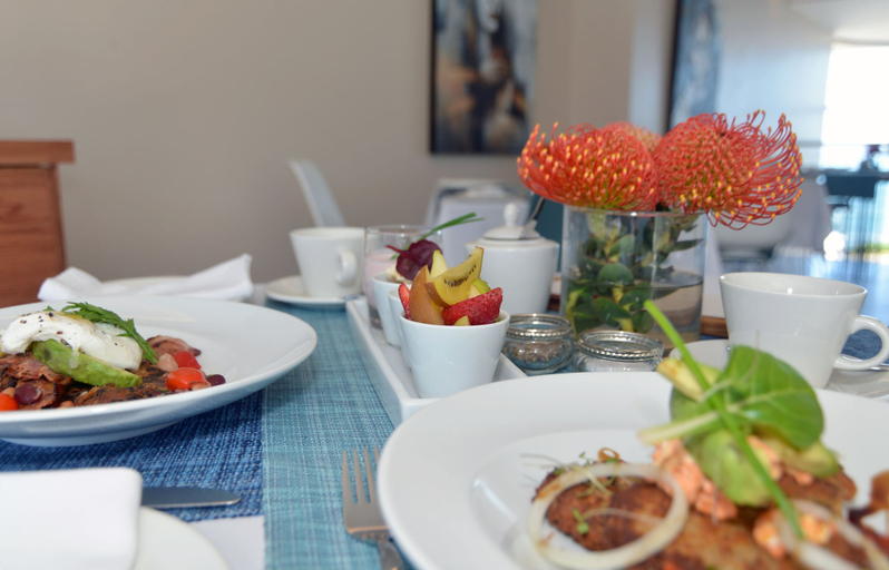 Food & Drinks 5, 7 on Marine, Overberg