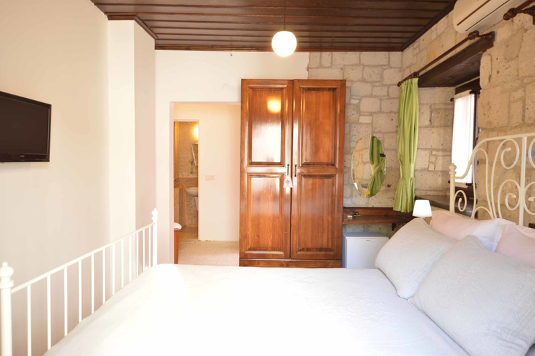 Bedroom 4, Alayaz Hotel, Çeşme