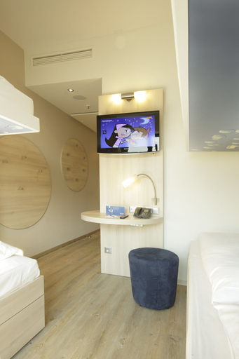 Bedroom 4, H2 Hotel Berlin Alexanderplatz, Berlin