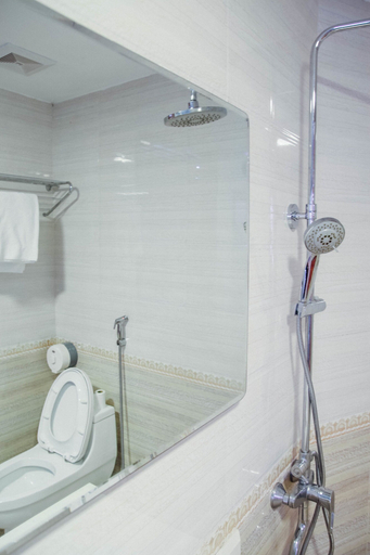 Bathroom 3, Cuong Thinh Motel, Hạ Long
