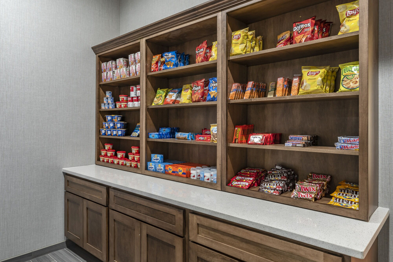 Food & Drinks 5, Comfort Suites West Memphis I-40 I-55, Crittenden