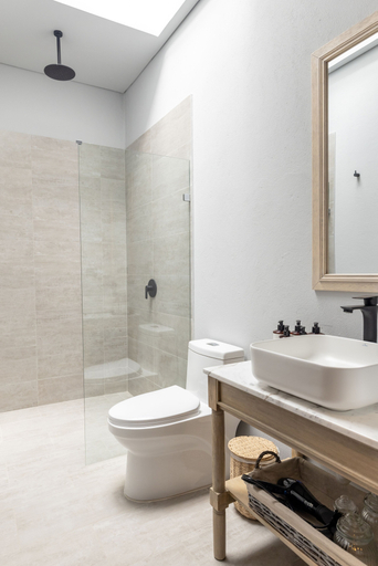 Bathroom 4, Tau House, Guatapé