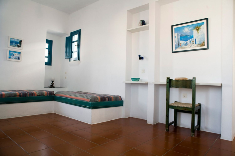 Bathroom, Oia's Sunset, South Aegean