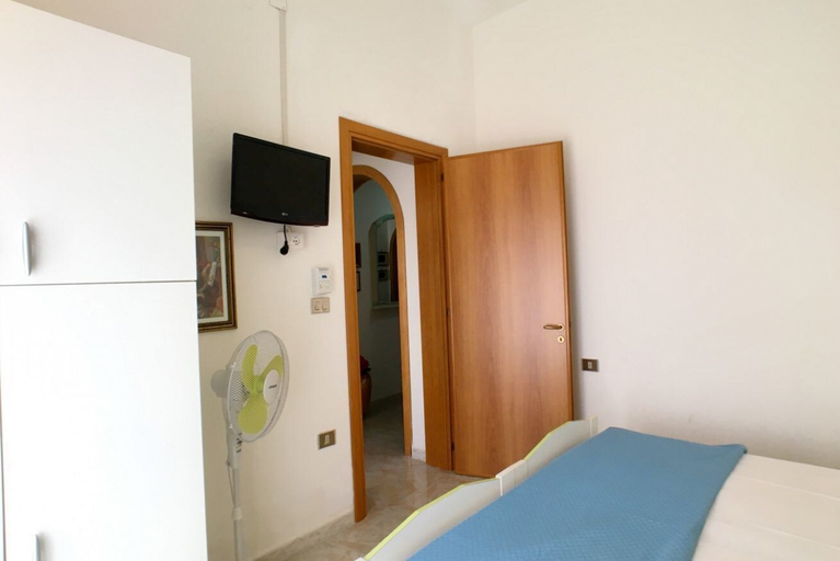 Bedroom 2, Villa La Torre, Lecce