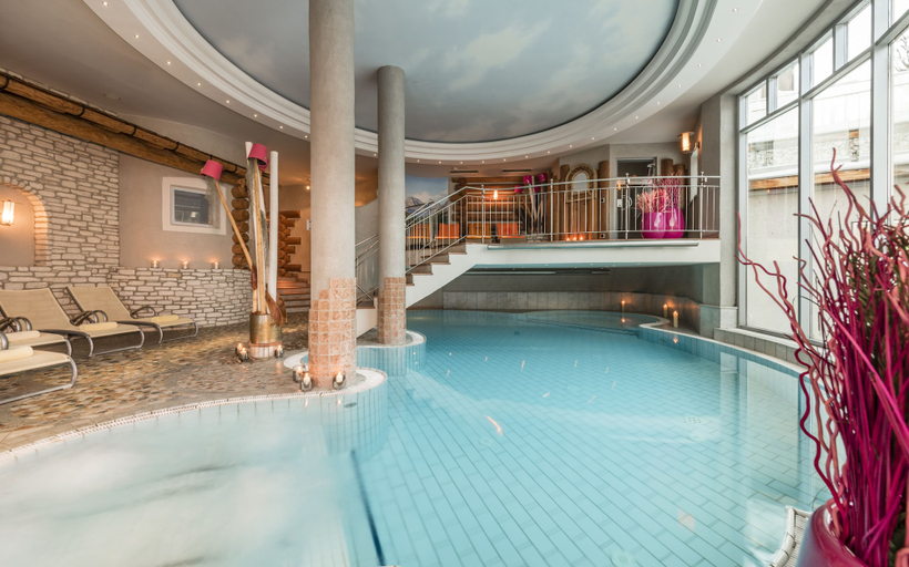 Sport & Beauty 3, eva,VILLAGE, Zell am See