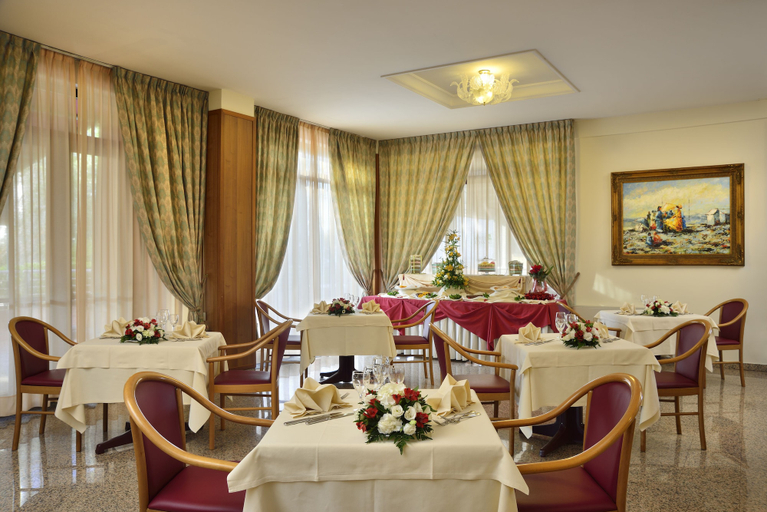 Food & Drinks 5, Hotel Rossini, Pesaro E Urbino