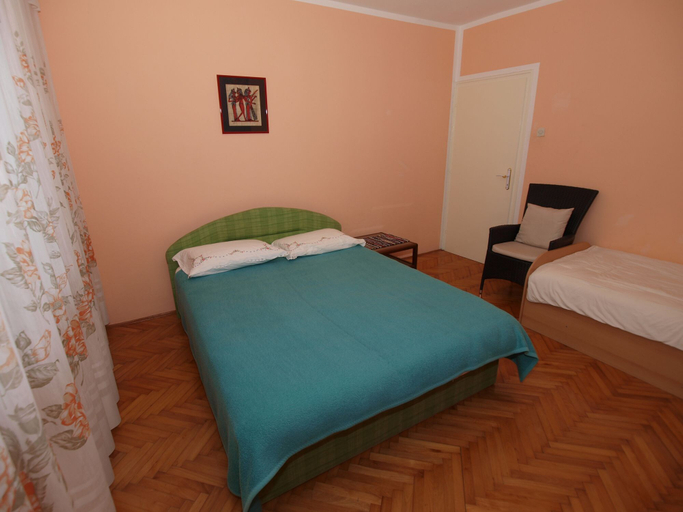 Bedroom 3, Apartment 752, Pula