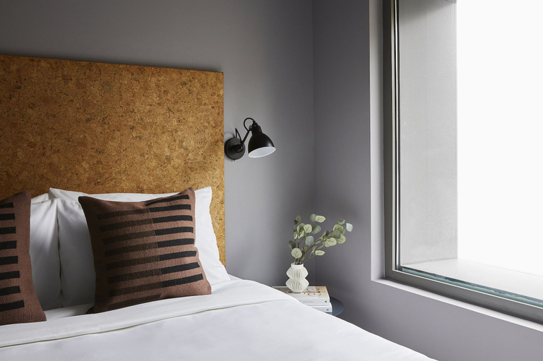 Bedroom 3, Kasa Lantern Lower East Side, New York