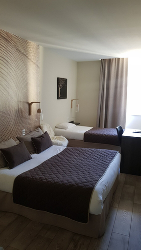 Bedroom 3, Hôtel des Deux Forts, Jura