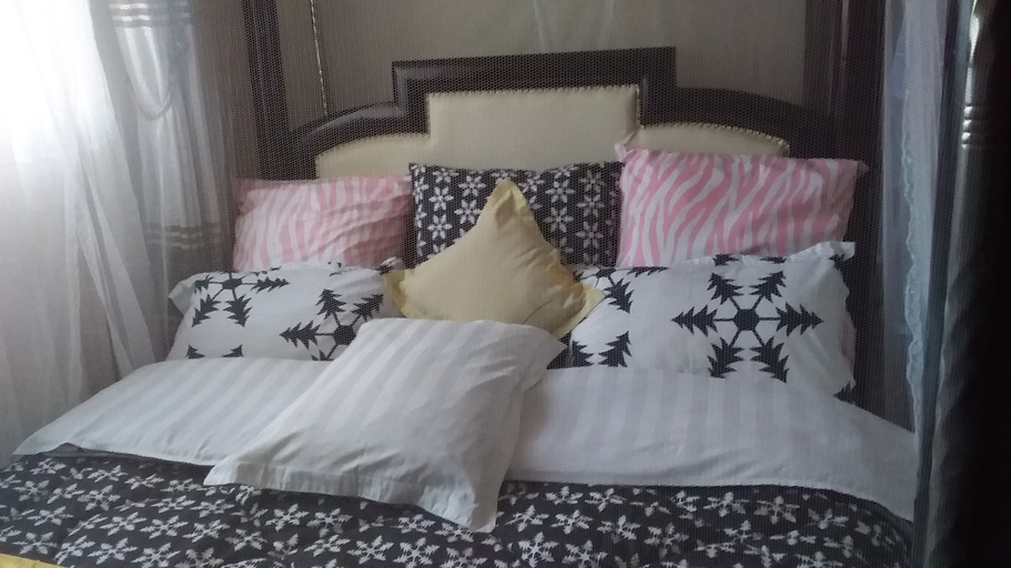 Bedroom 3, Flagship Piazza Hotel - Hostel, Igara