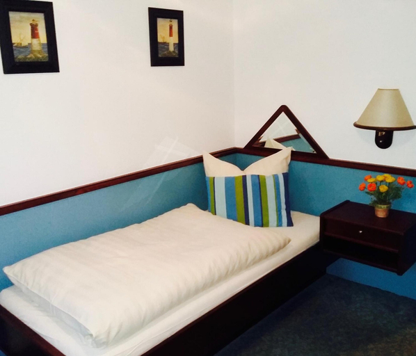 Bedroom 2, Hotel Froschkönig, Kassel
