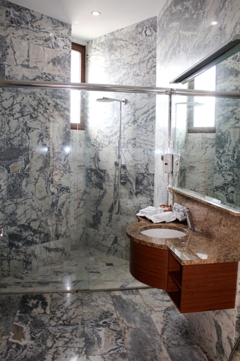 Bathroom 4, Torres de Alba Hotel & Suites, Panamá