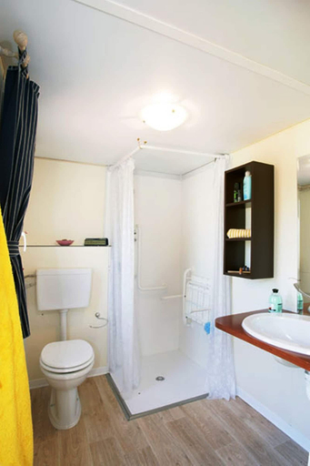 Bathroom 4, New Camping Le Tamerici, Livorno
