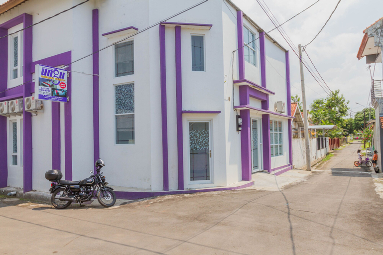 Exterior & Views 16