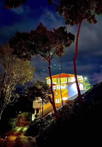 Exterior & Views 2, La Vista EcoHouse, Macanal