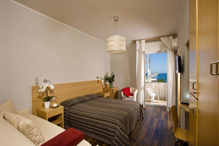 Bedroom 4, Du Parc Hotel, Pesaro E Urbino